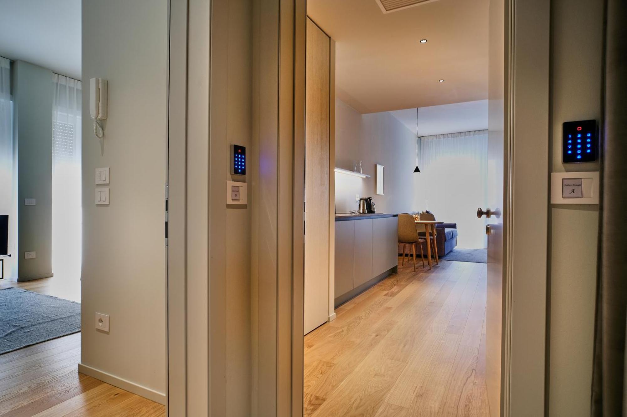 Suites Zenari Верона Экстерьер фото